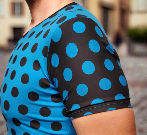 Men's Athletic Fit Polka Dot Crew Neck Short Sleeve T-Shirt